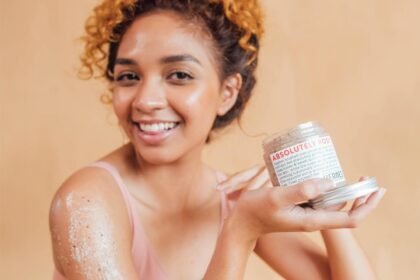 Coffee scrub foot body exfoliator infused with vitamin e and orange peel natural exfoliating sugar body scrub for toning 2