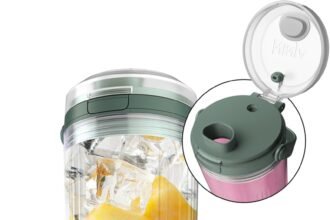 Ninja bc151em blast portable blender cordless 18oz vessel personal blender for shakes smoothies bpa free leakproof lid s